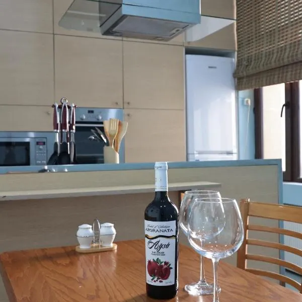 2 bathrooms apartment, hotel v destinaci Baku