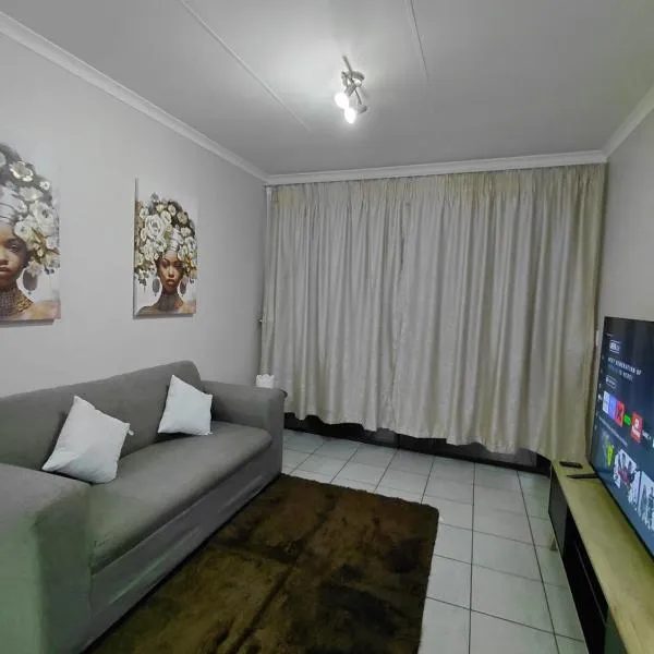 Mama R's 86, hotel in Newcastle