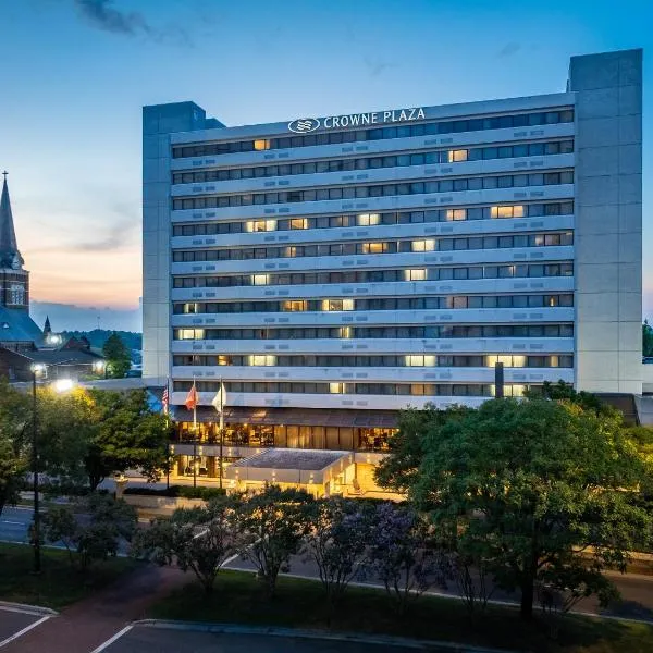 Crowne Plaza Knoxville Downtown University by IHG, hotel v destinaci Knoxville