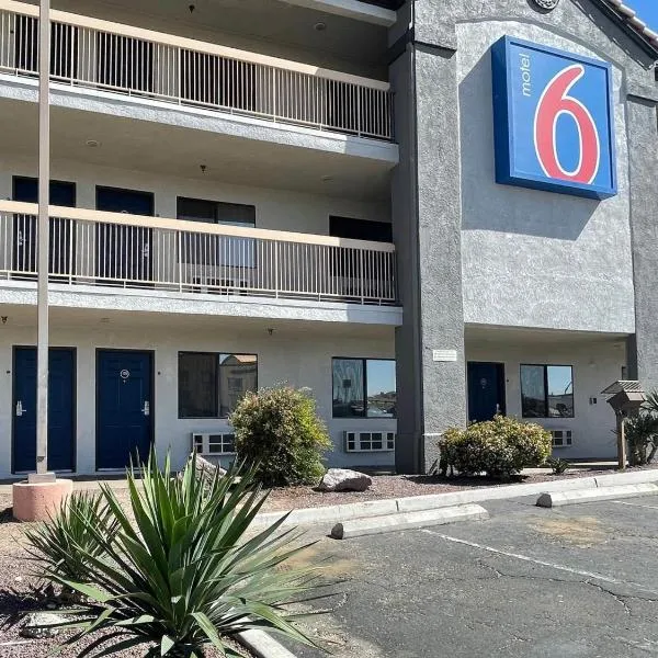 Motel 6 Barstow, CA I15 and Lenwood Road, hotel in Barstow