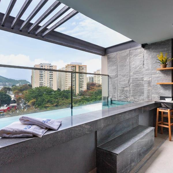 Unhotel - Cobertura com Piscina 2 suites no Leblon
