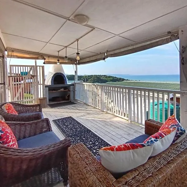 Ocean Crest Villa, hotel in Cintsa Mouth West