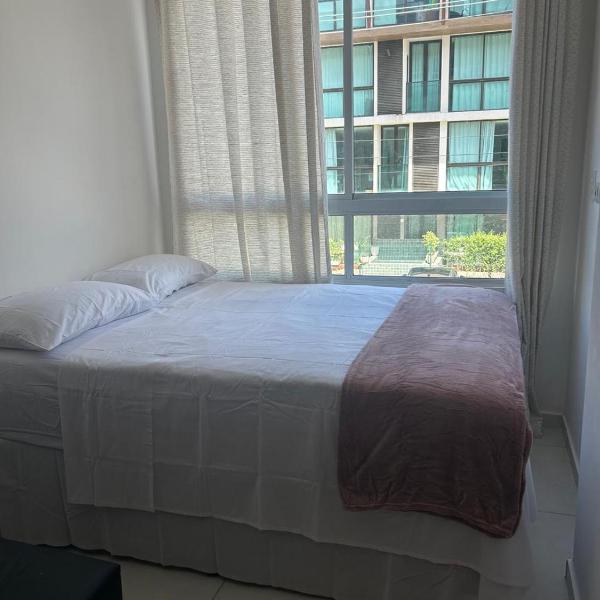 Flat eco-mirage