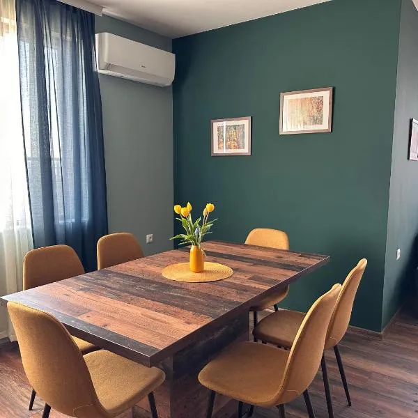 Vyara apartments 56 โรงแรมในวาร์นาซิตี