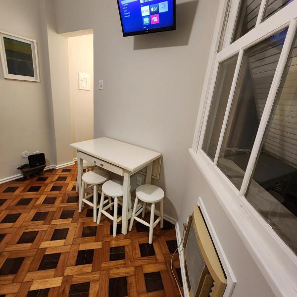 Complete studio one block from Flamengo beach - Foto 5