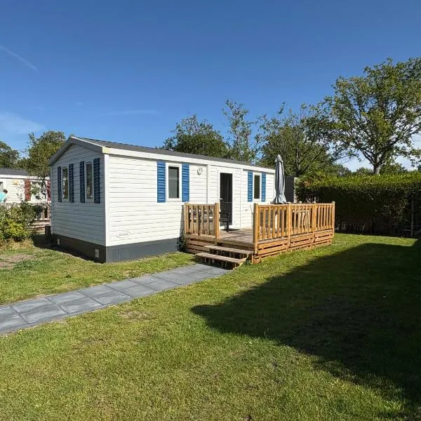Low Budget - Luxe 4 persoons chalet met TV aan het Lauwersmeer, khách sạn ở Lauwersoog