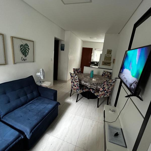 Apartamento em Condomínio Beverly Hills Praia de Vista Linda - Bertioga com Estacionamento e Piscina