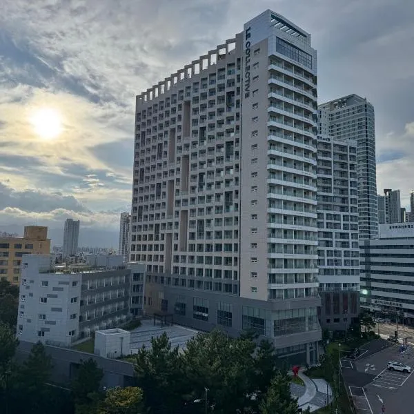 모어댄 속초해변점, hotel a Sokcho