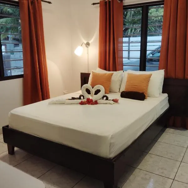Roche Kerlan Apartments, hotel in Anse Kerlan