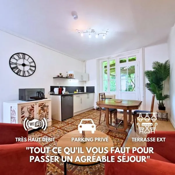 Le Mosaïque, proche gare, terrasse, parking privé, hotell i Laval