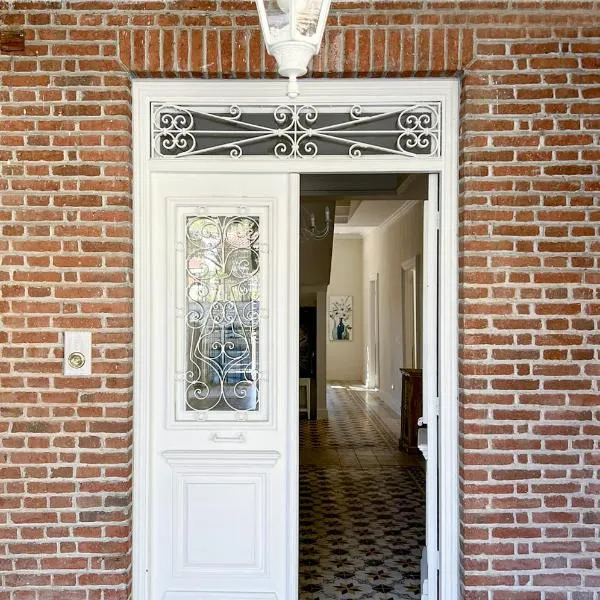 Stou Savvide - Pera Pedi Stone Manor, khách sạn ở Pera Pedi