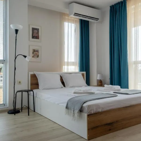 Студио 9 Парк Панорама, hotel in Hisarya