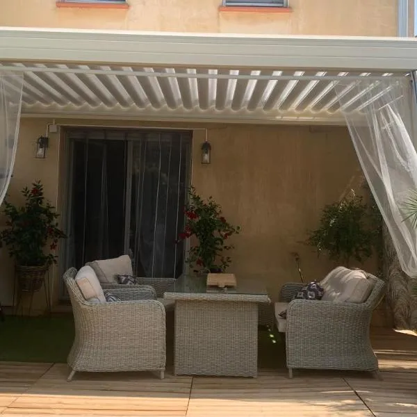 Comme à la maison - Chambre double chez habitant près de Toulouse, hotel in Baziège