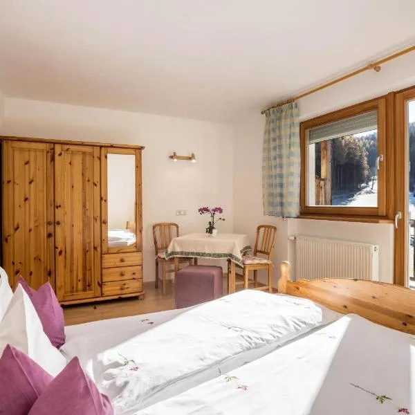 Bnb Lettnerhof Balcony Family Suite，蒙圭爾福的飯店