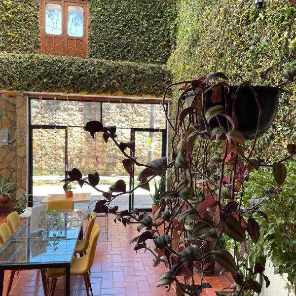 Hotel Casa Linda – hotel w mieście San Cristóbal de Las Casas