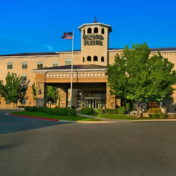 Oxford Suites Boise, hotel in Boise