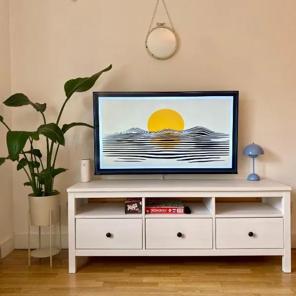 One bedroom flat close to the Tower Bridge, hotel i London