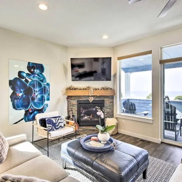 The Moby House Coastal Retreat with Ocean Views & Hot Tub, hotel in Depoe Bay