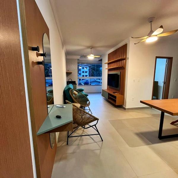 Apê Completo nas Toninhas com Praia ao Lado