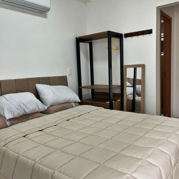 Apê Completo nas Toninhas com Praia ao Lado - Foto 4