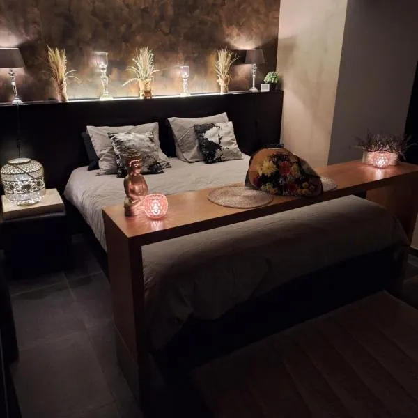 Maison Beau、Zonhovenのホテル