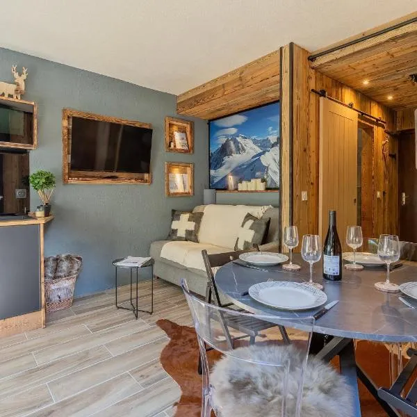 Chalet studio Megève enface des remontées mécaniques et parking gratuit, hotel in Demi-Quartier