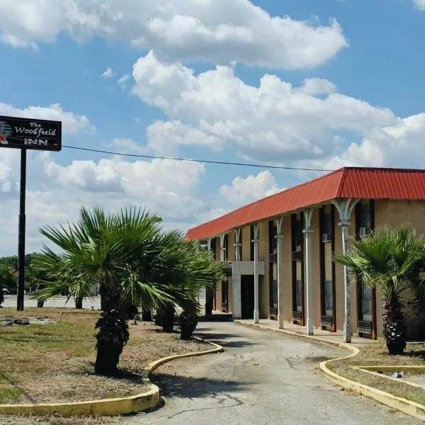 Woodfield Inn & Suites Hotel O, Yoakum TX 111, hotel in Yoakum