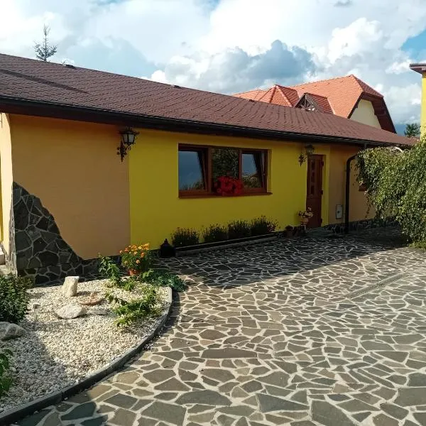 Útulný Domček Privat Bedrich, hotel a Poprad