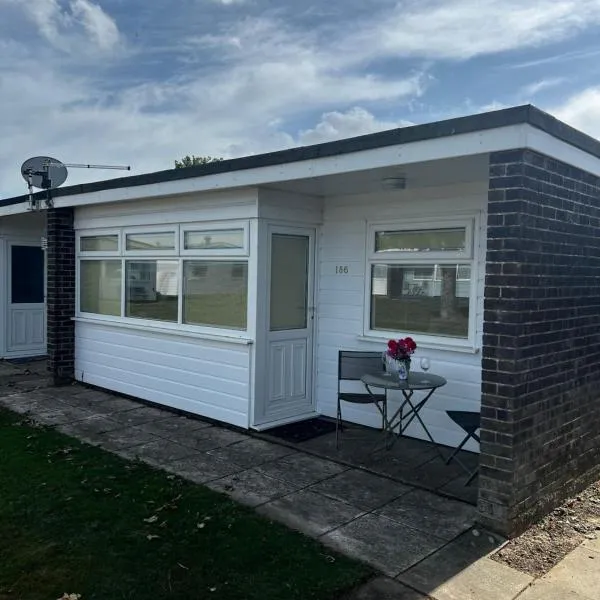 186 Sundowner Holiday Park, hotel in Hemsby