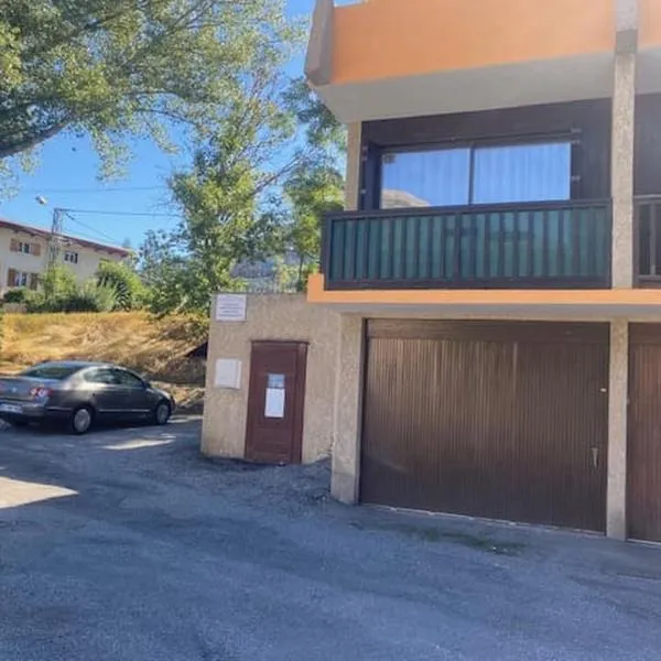 Charmant Studio Briançon, hotel in Briançon