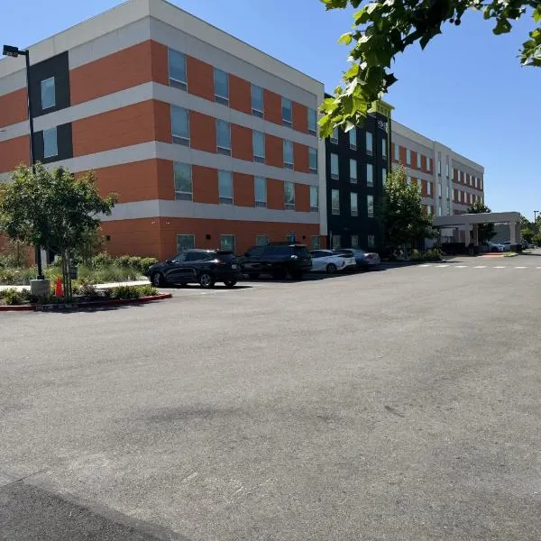 Home2 Suites By Hilton Hayward, hotel in Hayward