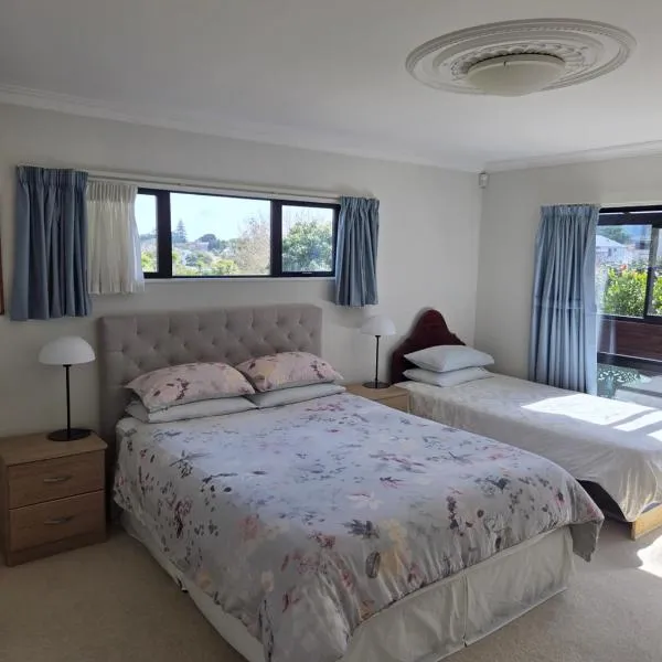 Rooms in an Epsom House, hotel in Auckland