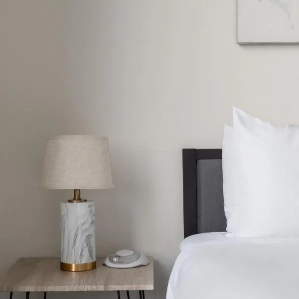 Kasa at The Waller Austin