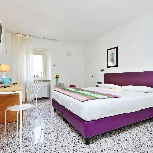 Guest House Viaroma、サン・セヴェリーノ・マルケのホテル