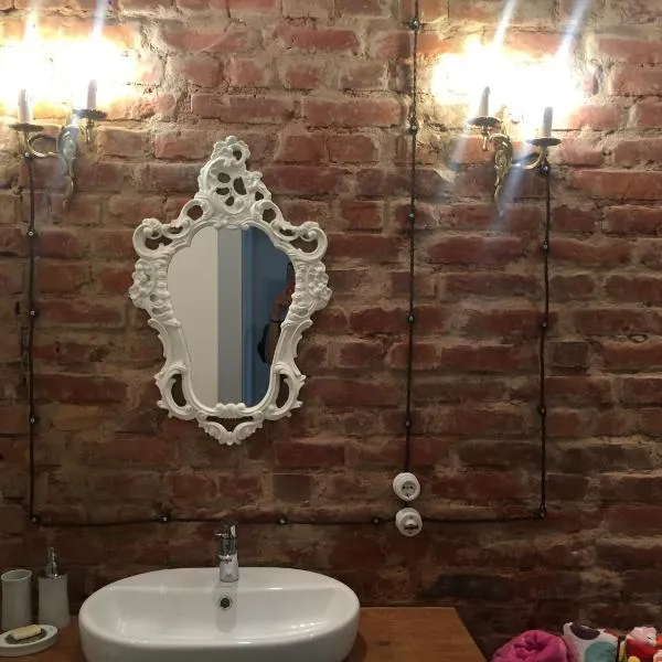 Sophisticated art deco near sea, centre and parks, hotel in Ventspils