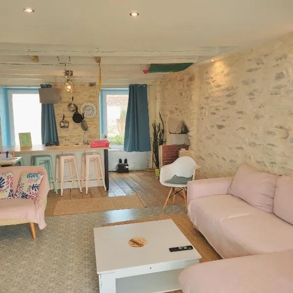 Sea food and Beach Le grand Cherbourg, hotel in Cherbourg en Cotentin