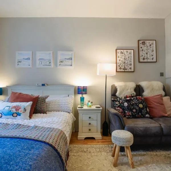 Small Cosy Studio Flat Near the Sea, Central Oban、オーバンのホテル