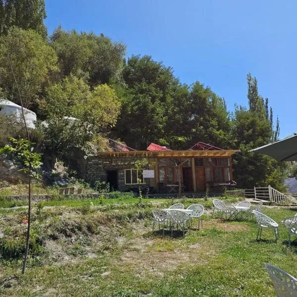Escape Retreat Hunza, hotel en Karimabad Hunza