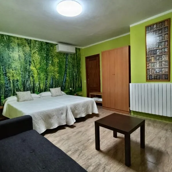 Casa Rural Natalia, hotel a Valmuel