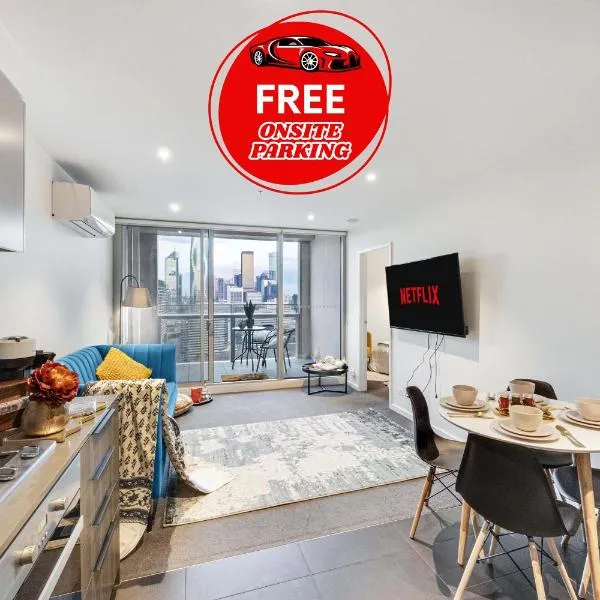 Docklands Harbour & City Views Pool, Free Onsite Parking , Yoga & Gym, hotel in Melbourne