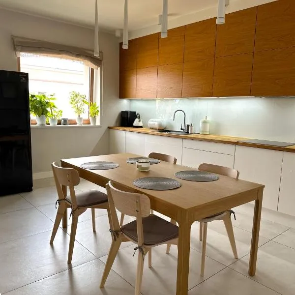 Apartament Przestronny, hotel em Puck