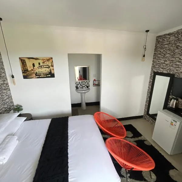 Ocean Garden GuestHouse, hôtel à Ispongo