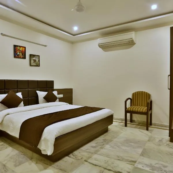 Hotel Kamran Palace, hotel di Ahmedabad