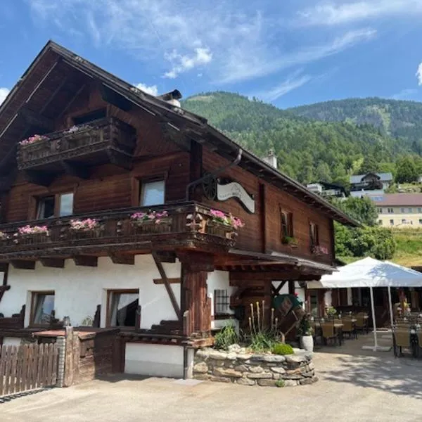May's Apartments & Restaurant, hotel a Obervellach