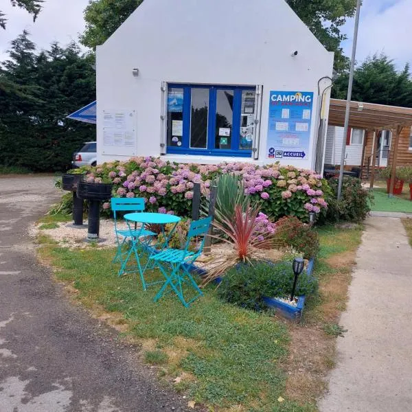 Camping de Kerivoas, hotel in Audierne