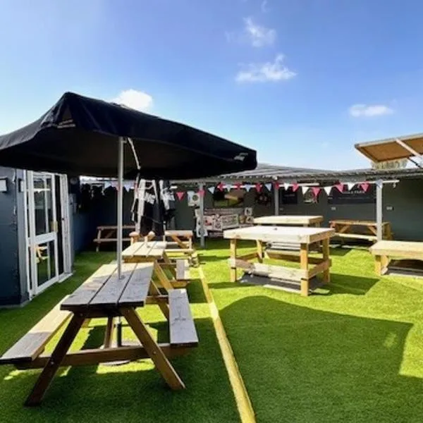 Shanahans B&B with Sports Bar, hotel in Birmingham