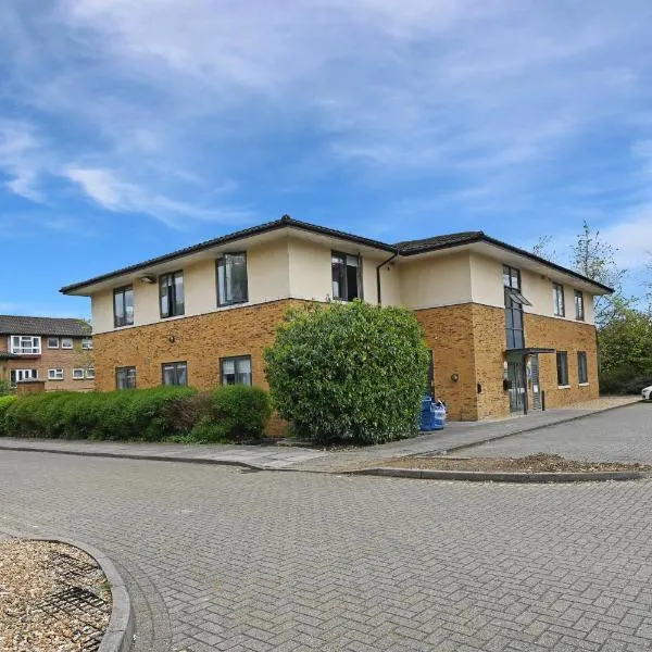 Milburn Retreat, hotel in Milton Keynes