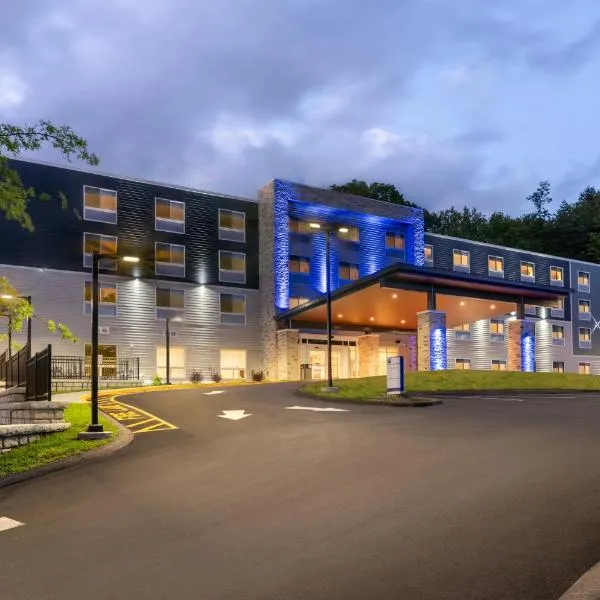Holiday Inn Express & Suites Pittsfield-Lenox-Berkshires by IHG, hotel en Pittsfield