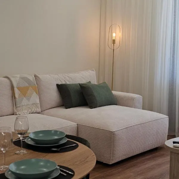 A Proa do Moliceiro 15 Square KING BED, hotel in Aveiro