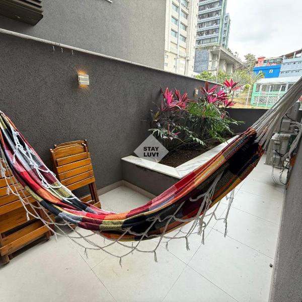 Lindo apartamento com área privativa - Monte Olimpo
